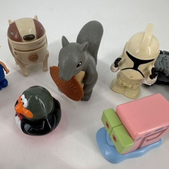 McDonald’s Burger King Wendy’s Kids Meal Toy Figurine Lot Mole Rat Snail Squirre - Picture 5 of 12